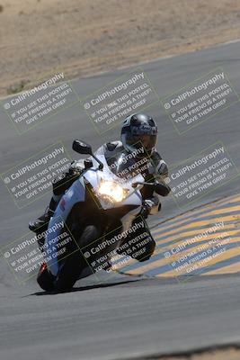 media/Apr-09-2023-SoCal Trackdays (Sun) [[333f347954]]/Turn 10 (115pm)/